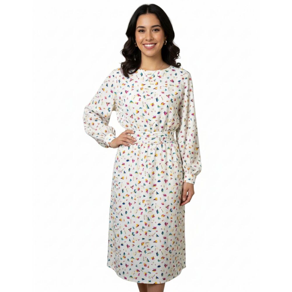 VTG Neiman Marcus Long Sleeve Midi White Belted Lightweight Silksensible Dress 4